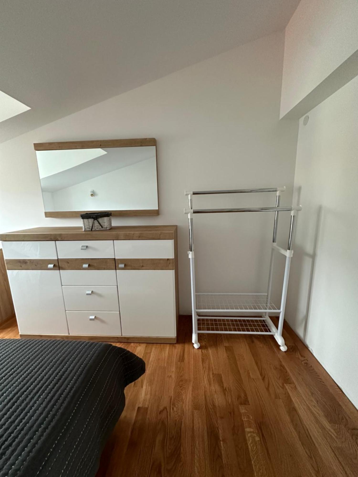 Bee House Suite - Brand New Apartment 100 M From Sea Kaštela المظهر الخارجي الصورة